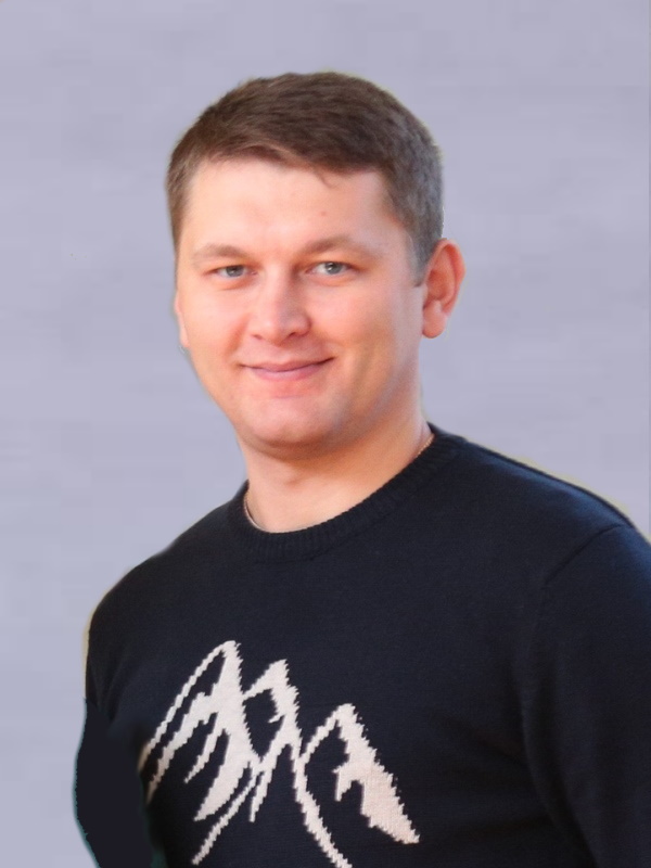 Юнык Дмитрий Игоревич.